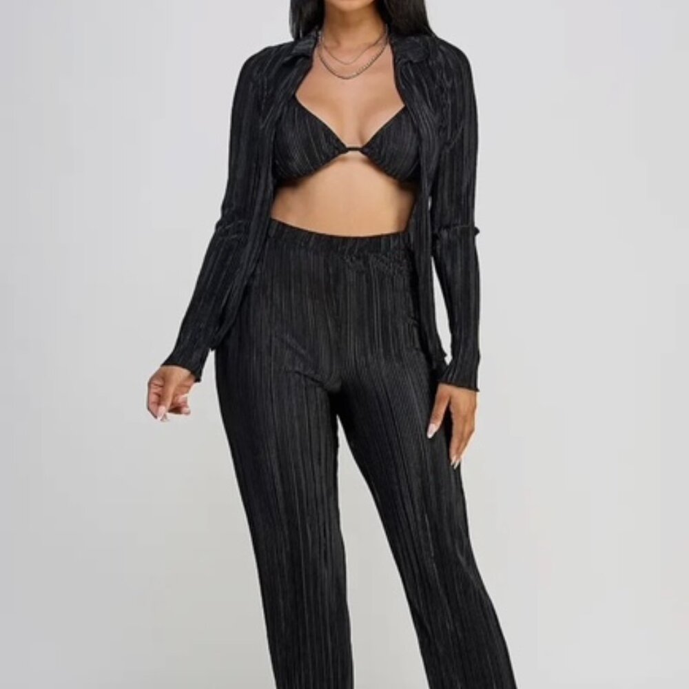 Hibiscus Bloom 3-Piece Pleated Set – Black or Hot Pink